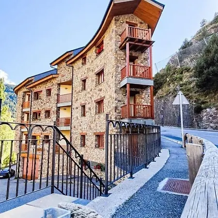 Moderno Y Rustico En Ransol 6pax L By Bonesvacances Apartment